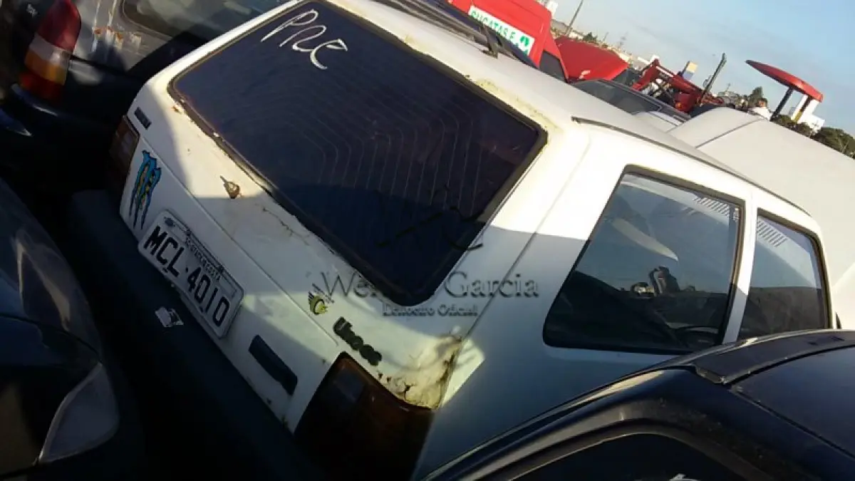 LOTE 462 - SUCATA: SUCATA: FIAT/UNO CS