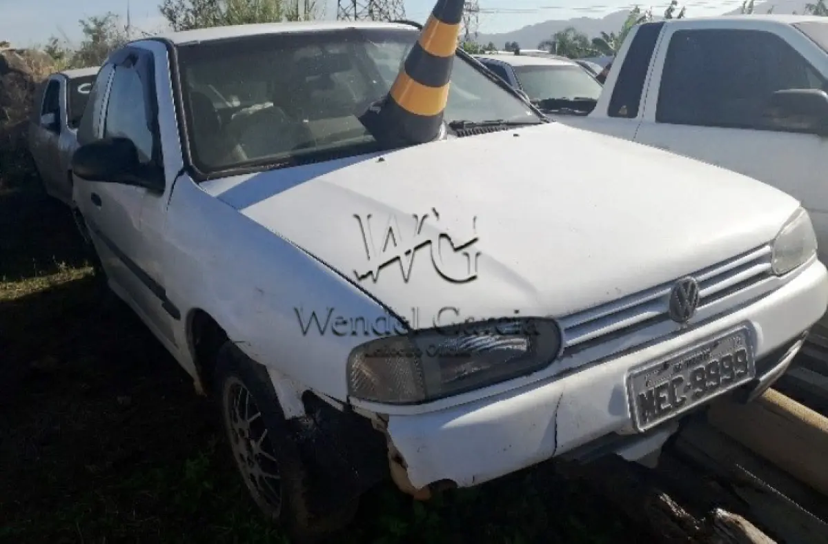 LOTE 143