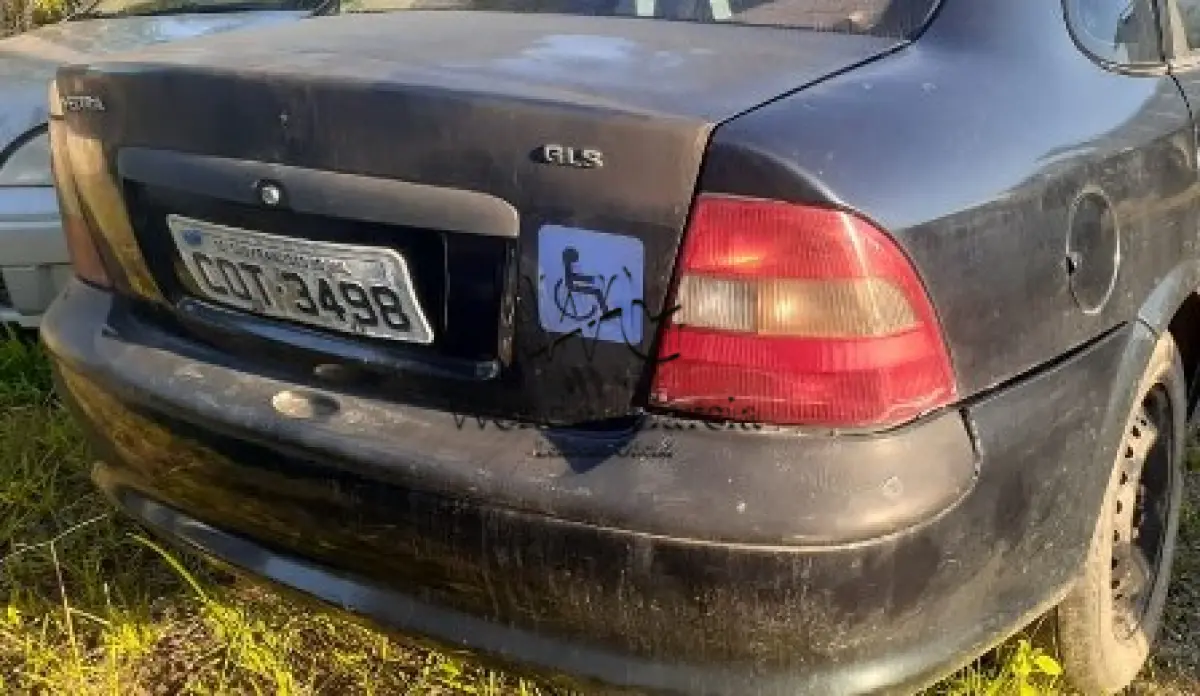 LOTE 408 - SUCATA: GM/VECTRA GLS