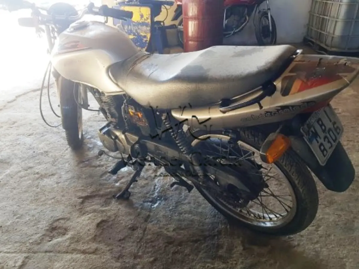 LOTE 069 - SUCATA: HONDA/CG 125 TITAN KS