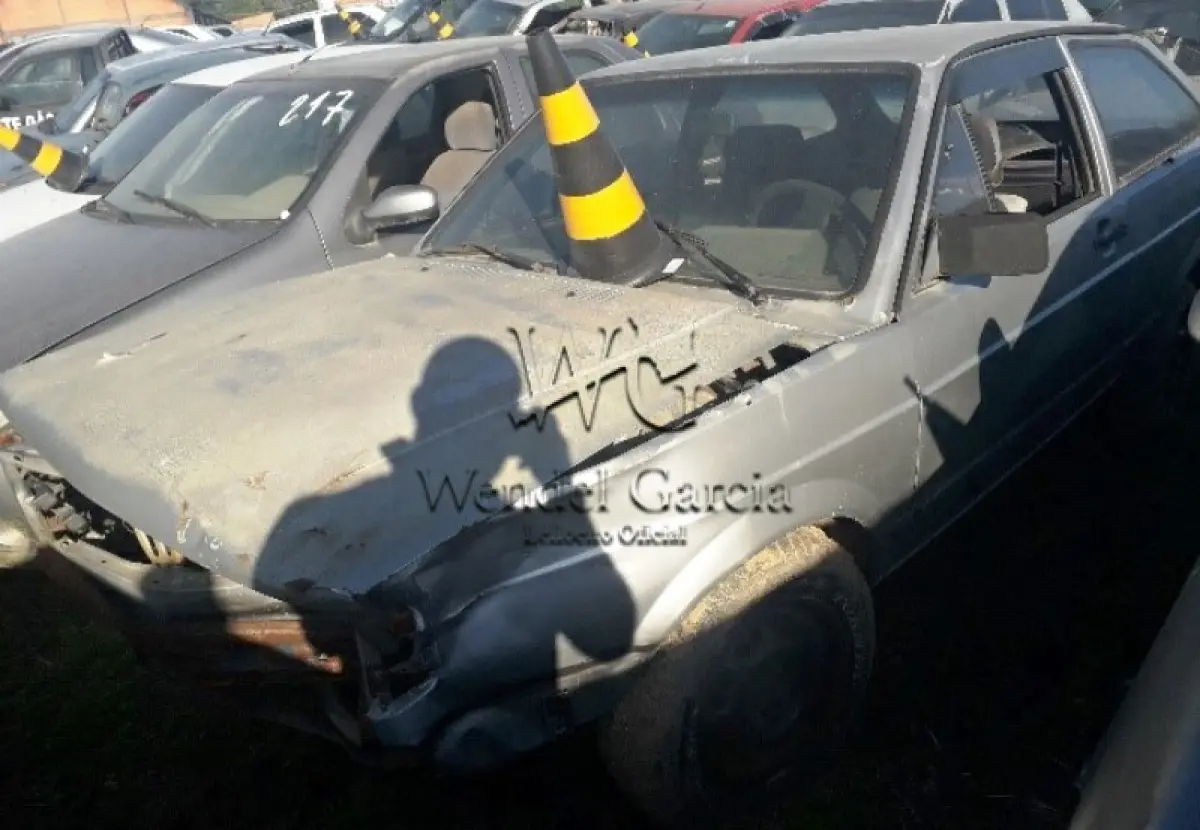 LOTE 075 - SUCATA: VW/GOL CL