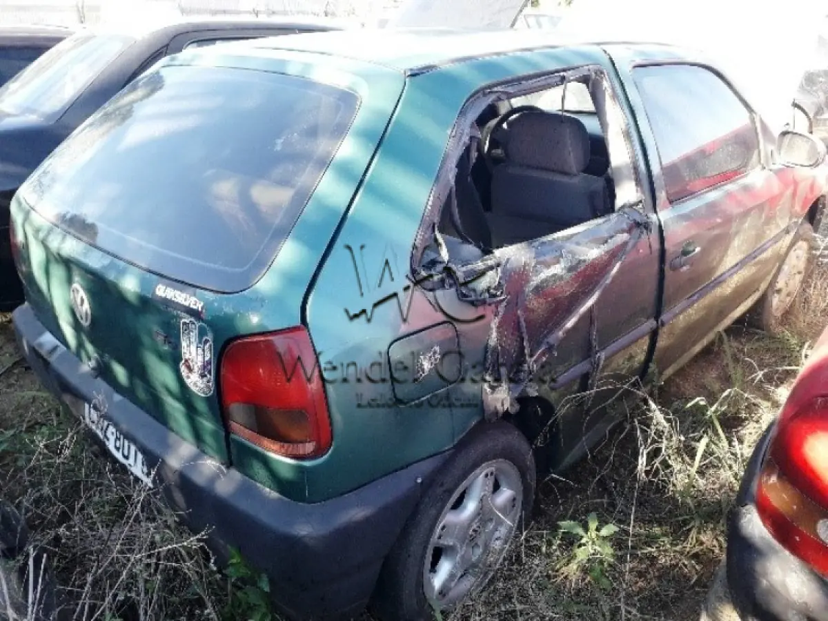 LOTE 033 - SUCATA: VW/GOL MI