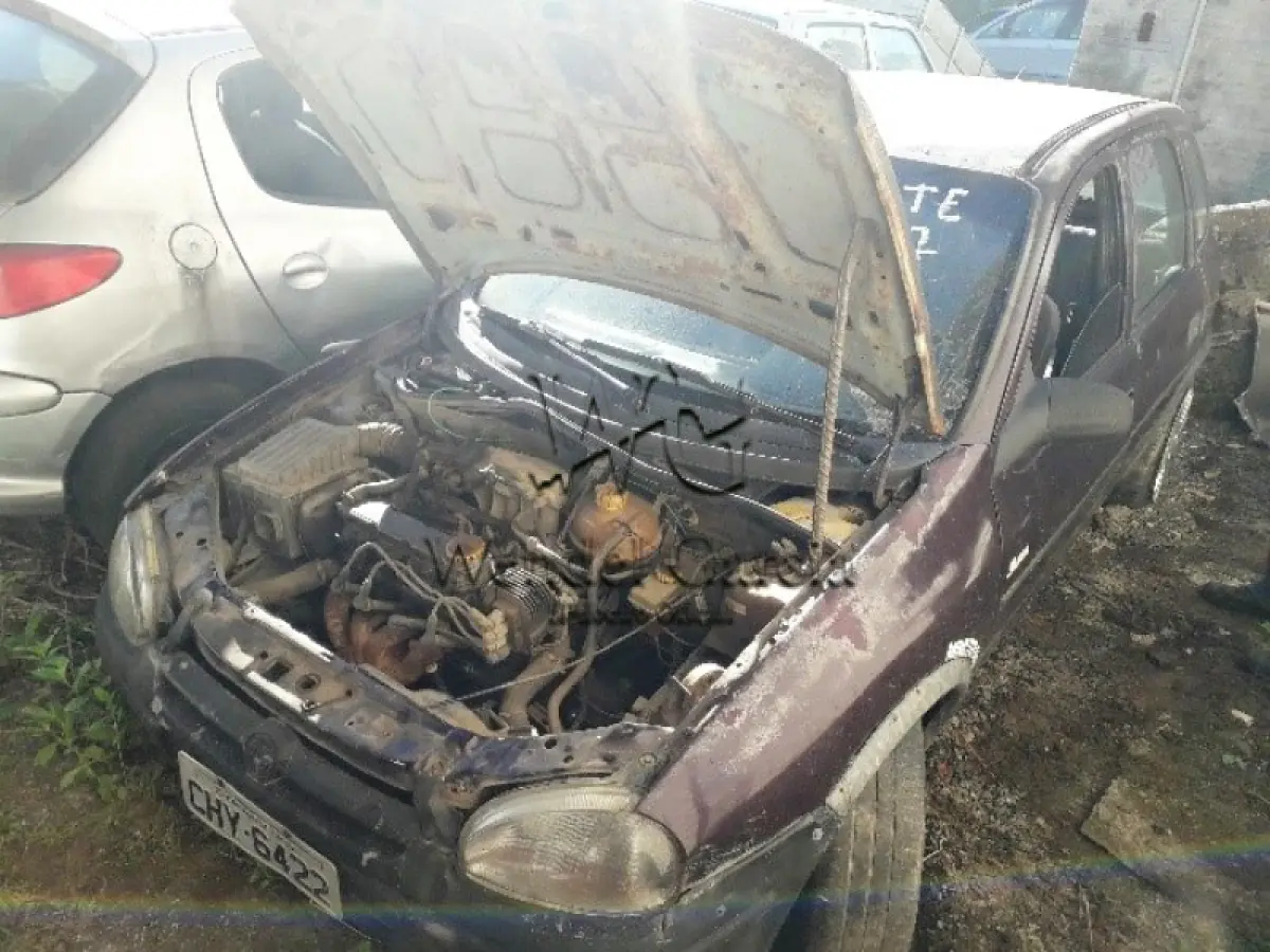 LOTE 037 - SUCATA: GM/CORSA SUPER