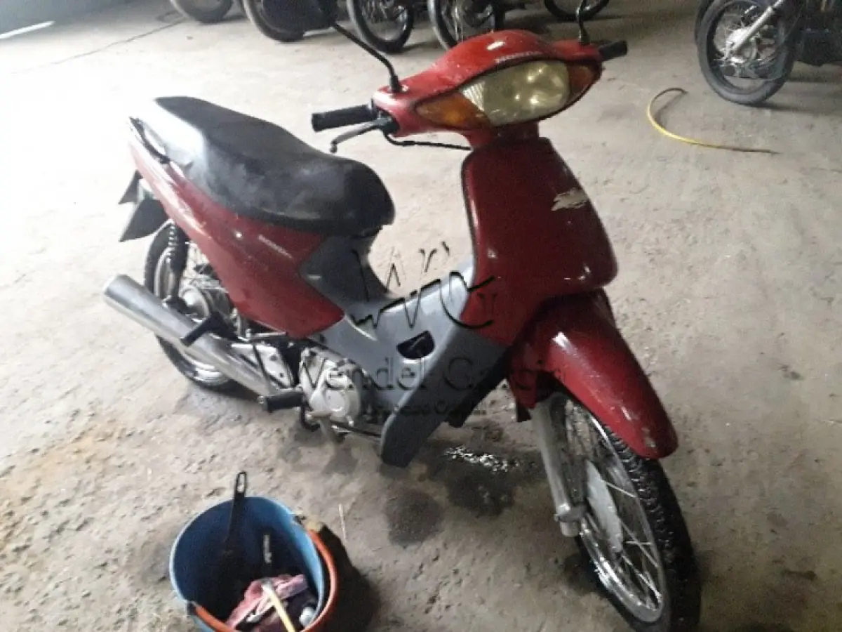 LOTE 030 - SUCATA: HONDA/C100 BIZ