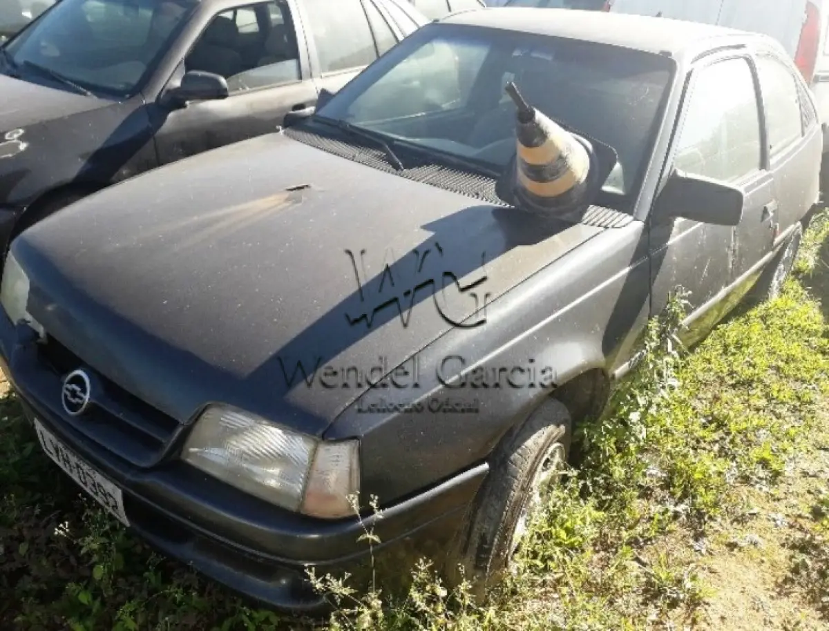 LOTE 080 - SUCATA: GM/KADETT GL