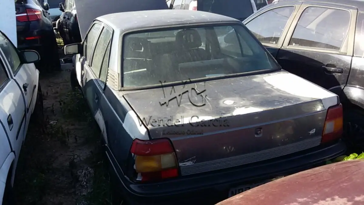 LOTE 528 - SUCATA: GM/MONZA GL