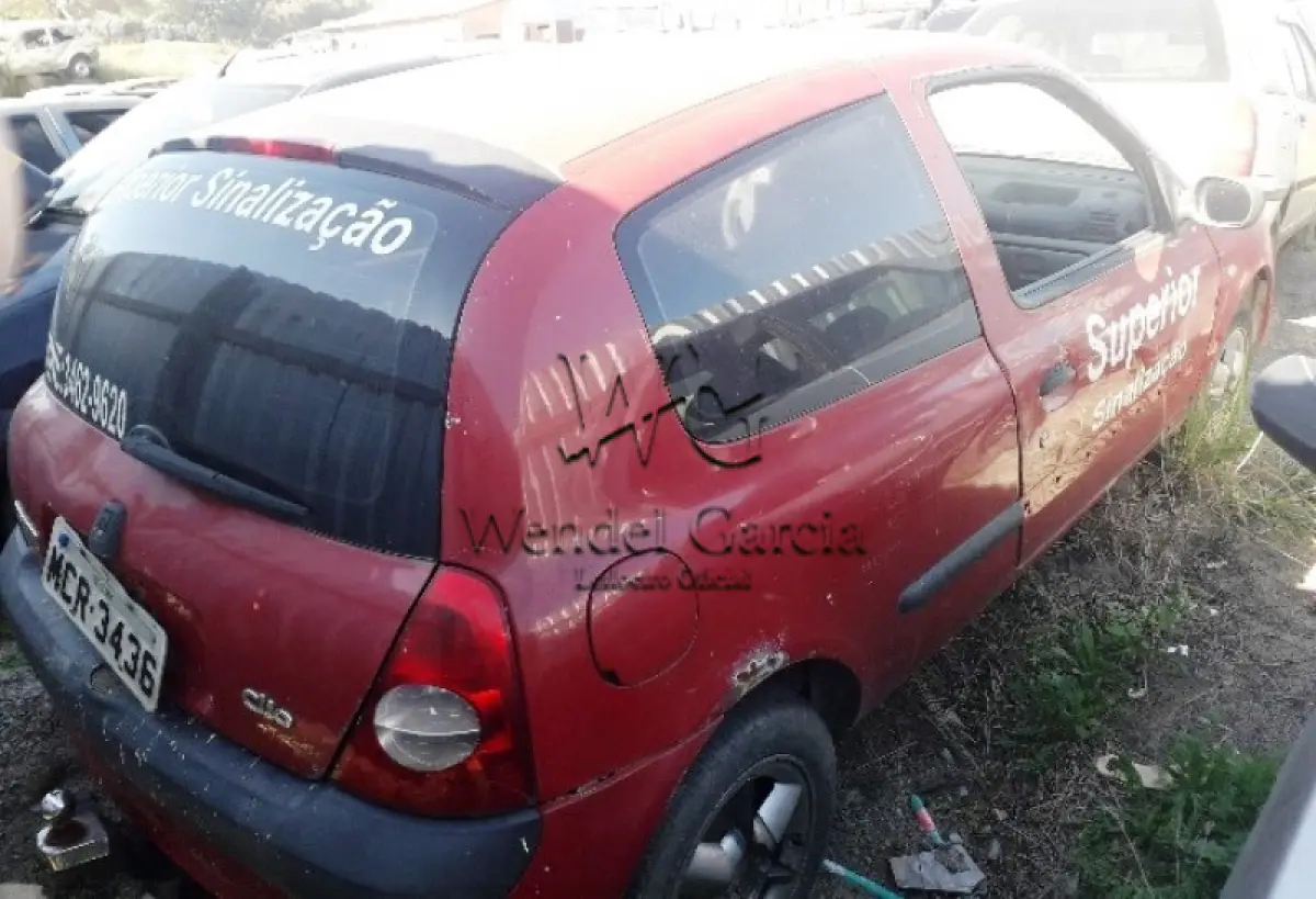 LOTE 102 - SUCATA: RENAULT/CLIO AUT 1.0 H