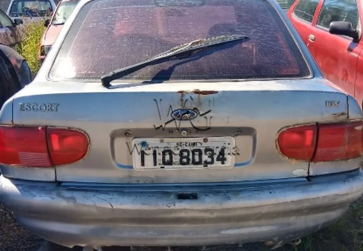 LOTE 348 - SUCATA: IMP/FORD ESCORT GL 16V H