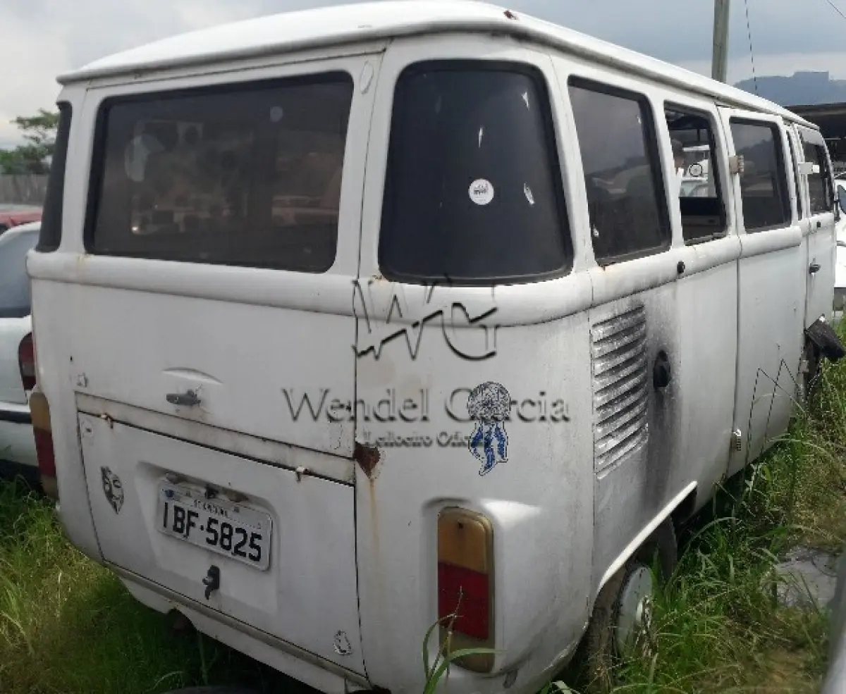 LOTE 024 - VW/KOMBI
