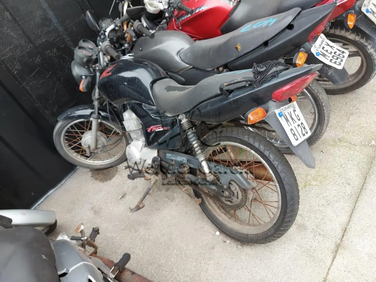 LOTE 611 - HONDA/CG 125 FAN KS