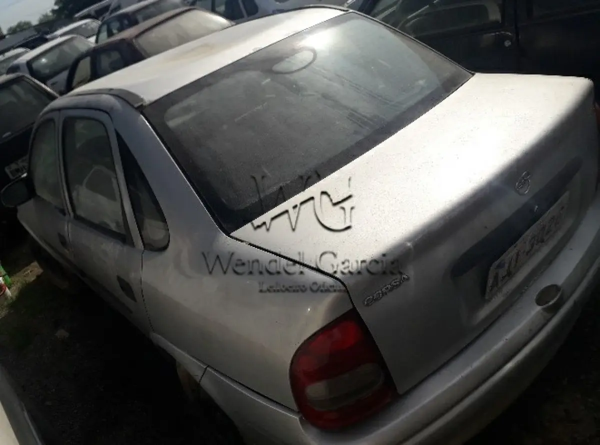 LOTE 112 - GM/CORSA WIND