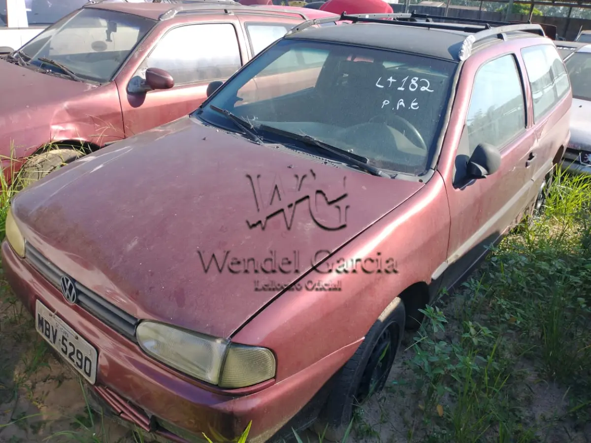 LOTE 182 - VW/PARATI CLUB