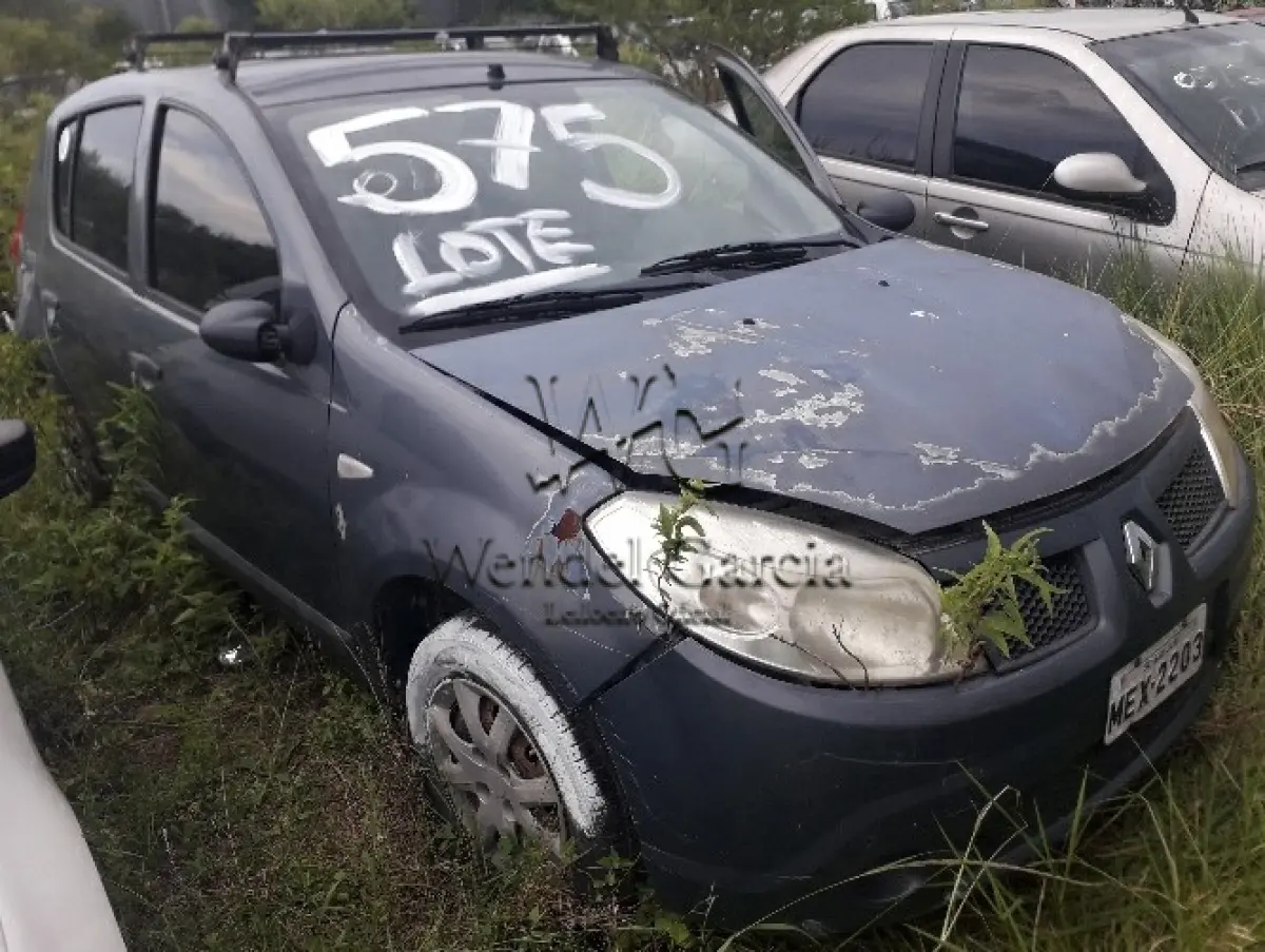 LOTE 575 - RENAULT/SANDERO EXP 16