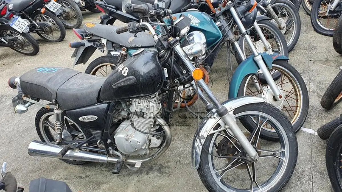LOTE 749 - JTA/SUZUKI INTRUDER 125