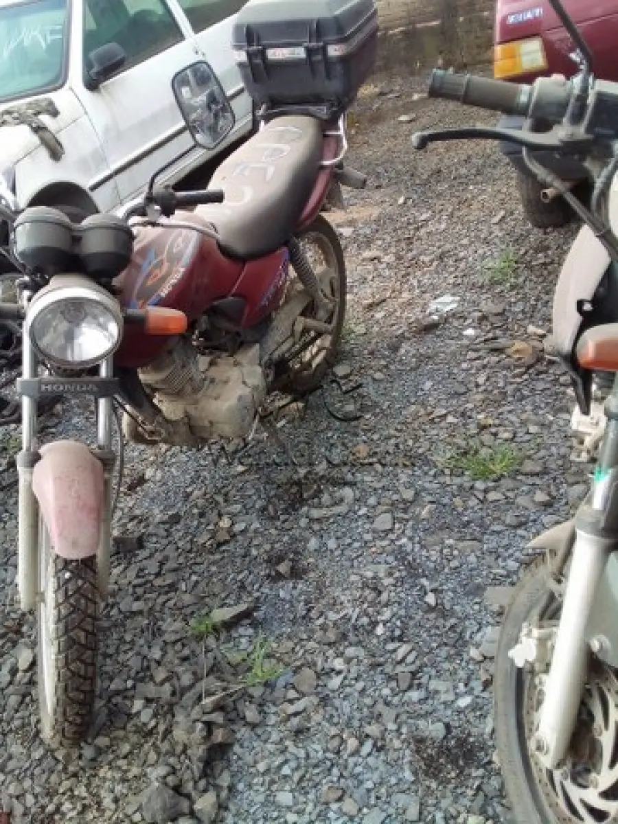 LOTE 557 - HONDA/CG 125 TITAN KS