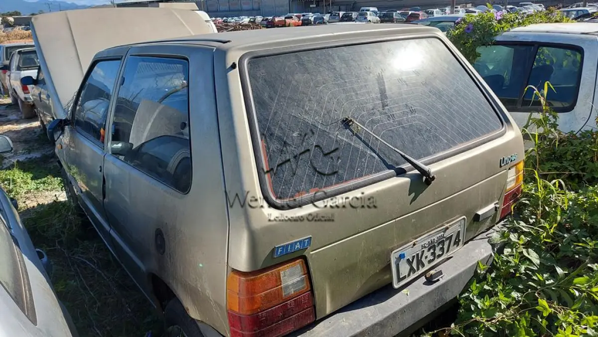LOTE 750 - FIAT/UNO CS