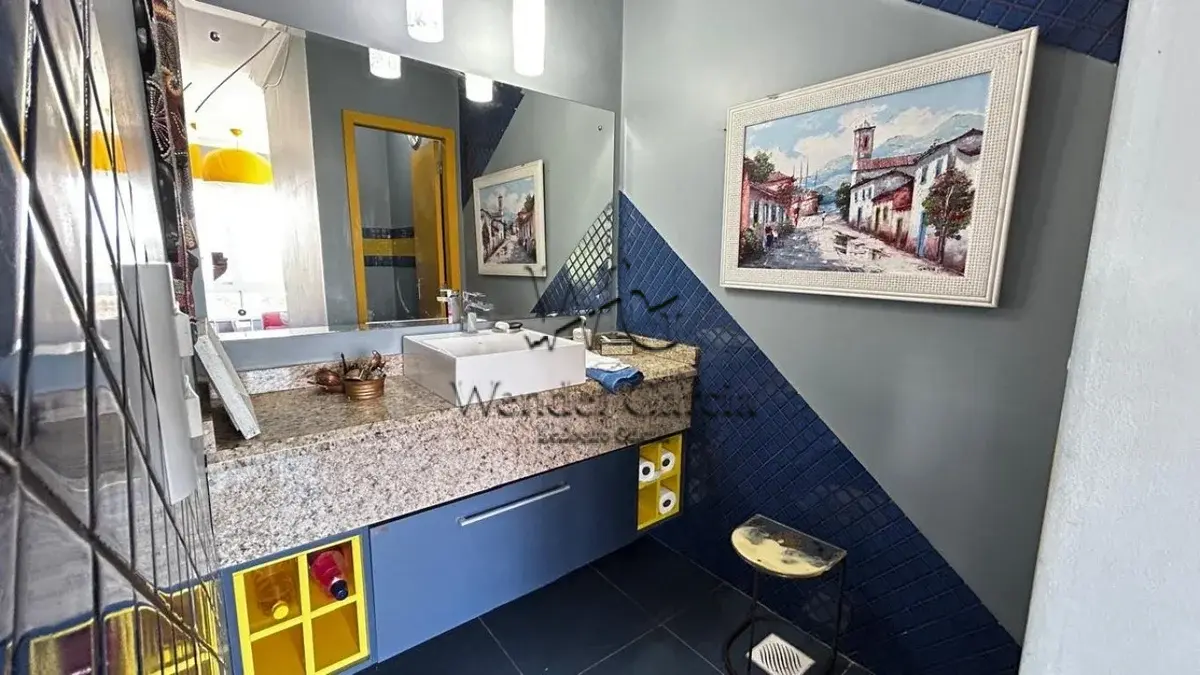 LOTE 001 - Excelente Casa no bairro Cristal, 5 quartos, 600m², em área de 995 m². matrícula nº 29.523.