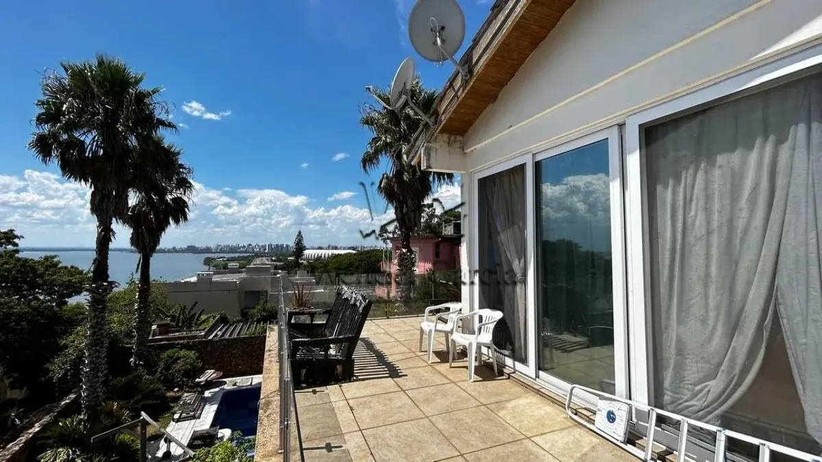 LOTE 001 - Excelente Casa no bairro Cristal, 5 quartos, 600m², em área de 995 m². matrícula nº 29.523.