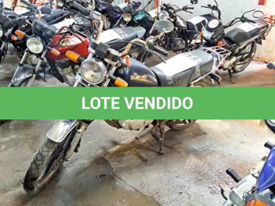 LOTE 0102 - 0102