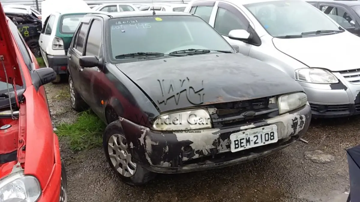 LOTE 445 - SUCATA:FORD/FIESTA
