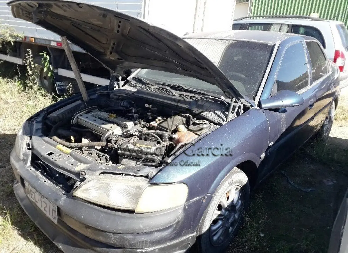 LOTE 058 - SUCATA: GM/VECTRA CD