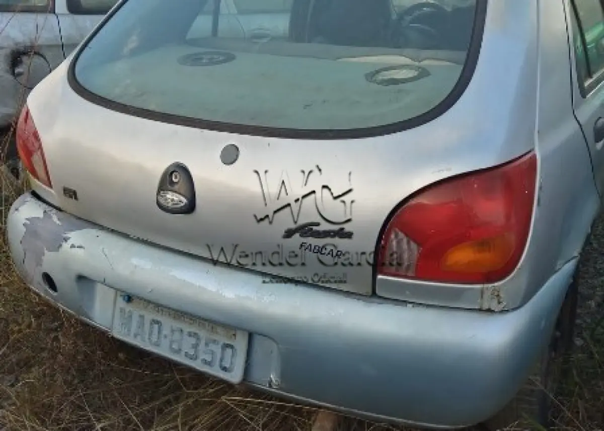 LOTE 367 - SUCATA: FORD/FIESTA