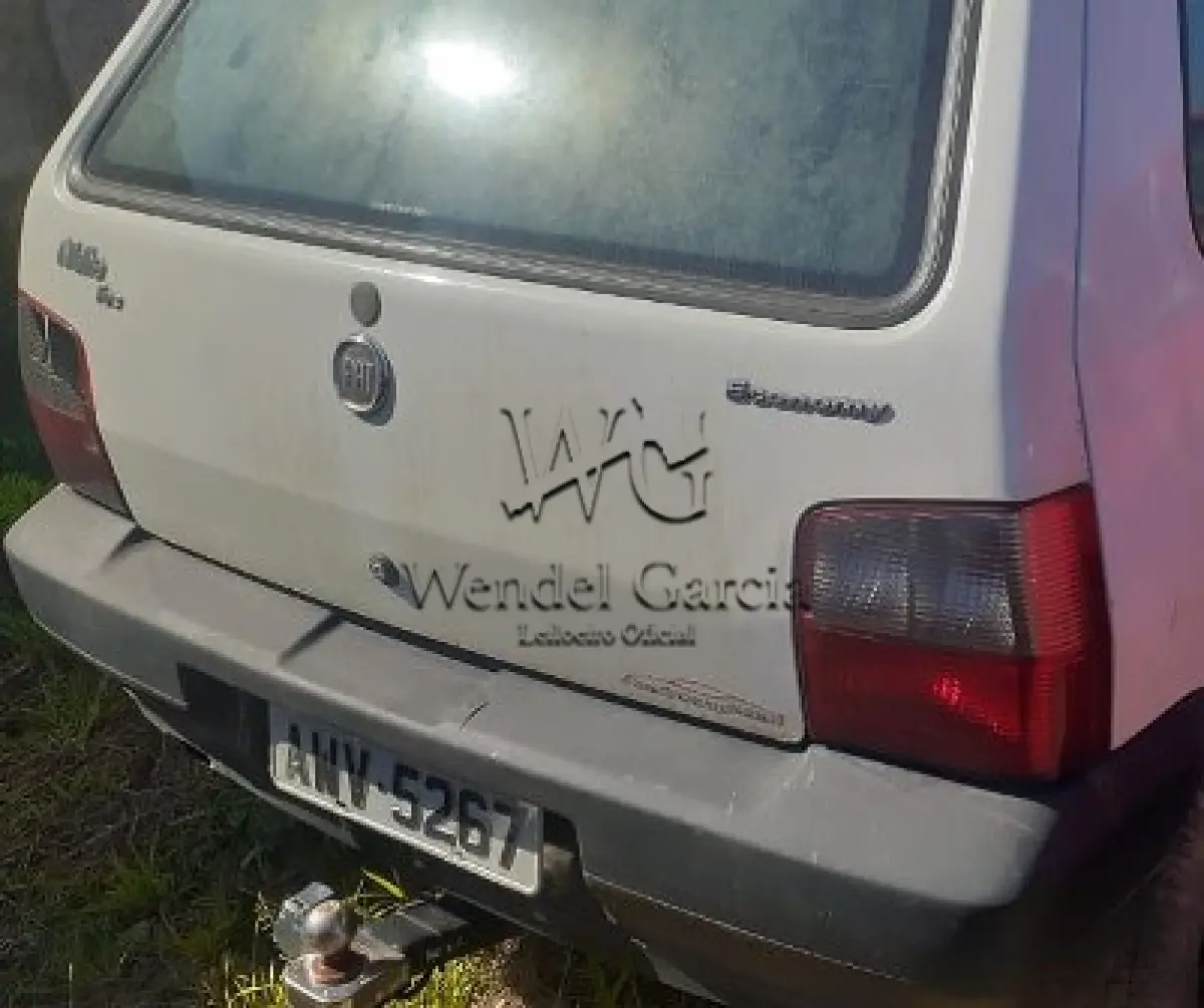 LOTE 344 - SUCATA: FIAT/UNO