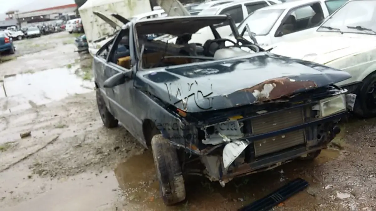 LOTE 438 - SUCATA: FIAT/UNO MILLE FIRE