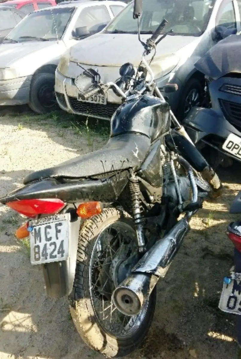 LOTE 100 - SUCATA: HONDA/CG 150 TITAN KS