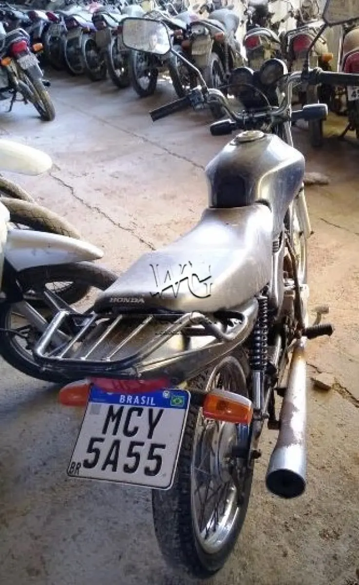 LOTE 186 - HONDA/CG 125 FAN