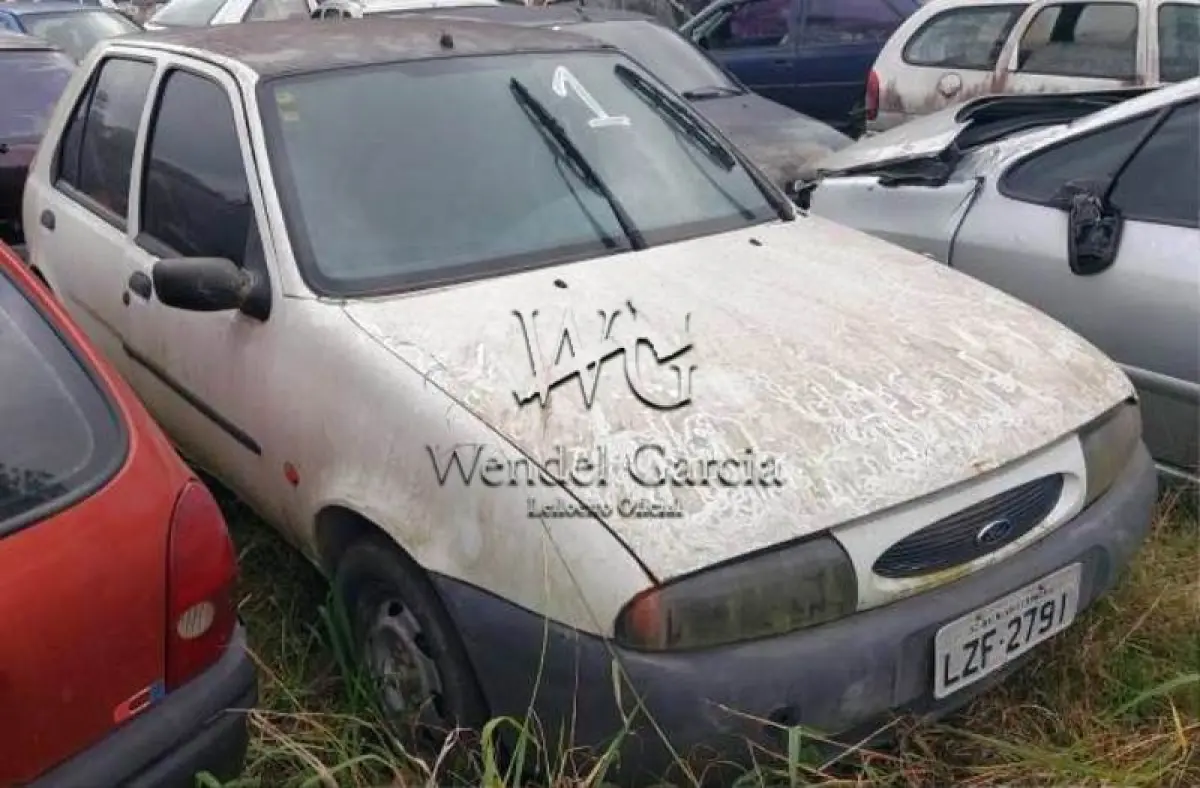 LOTE 001 - SUCATA: FORD/FIESTA