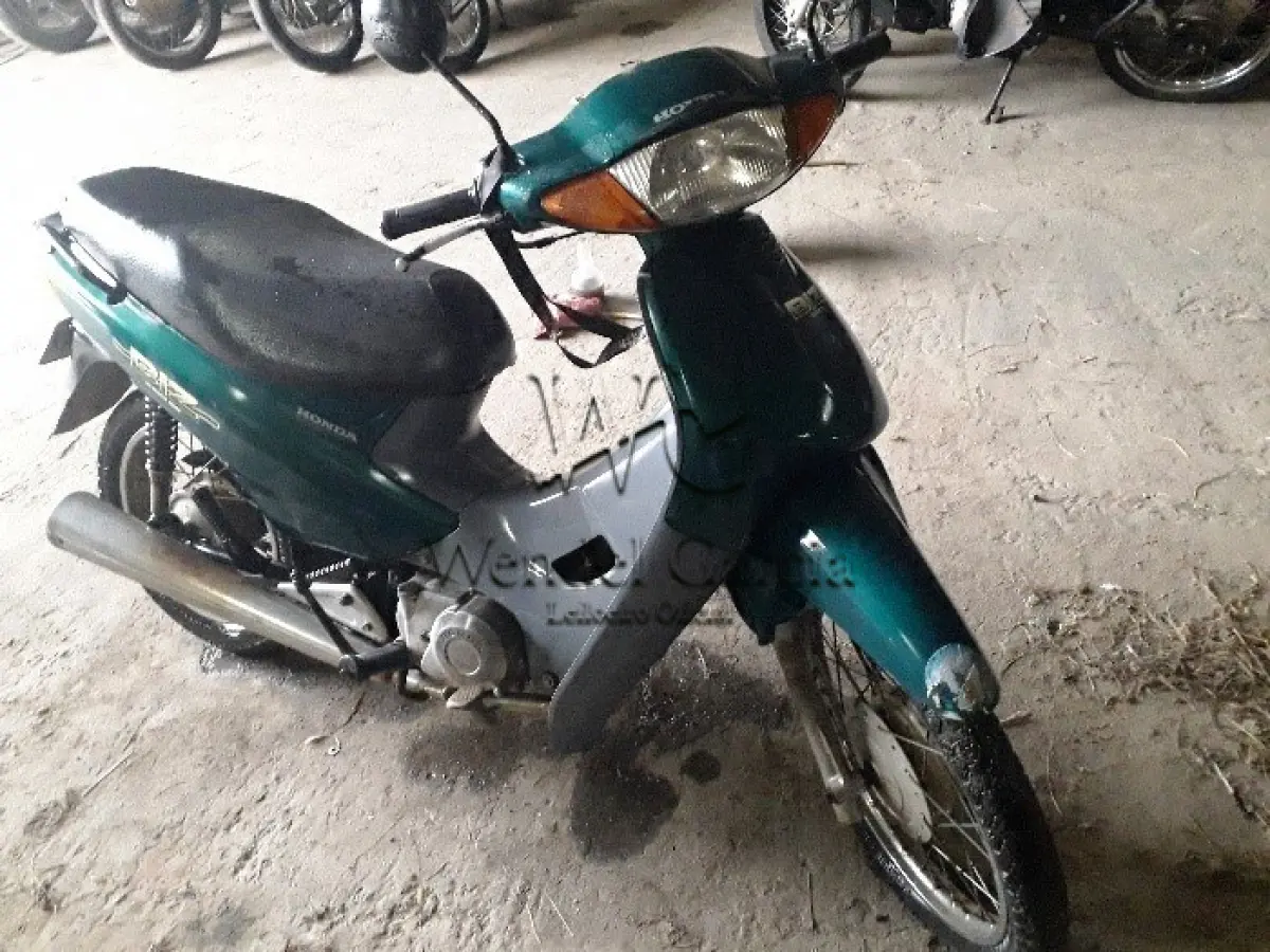 LOTE 047 - SUCATA: HONDA/C100 BIZ ES