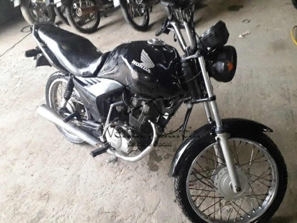 LOTE 244 - HONDA/CG 125 FAN KS
