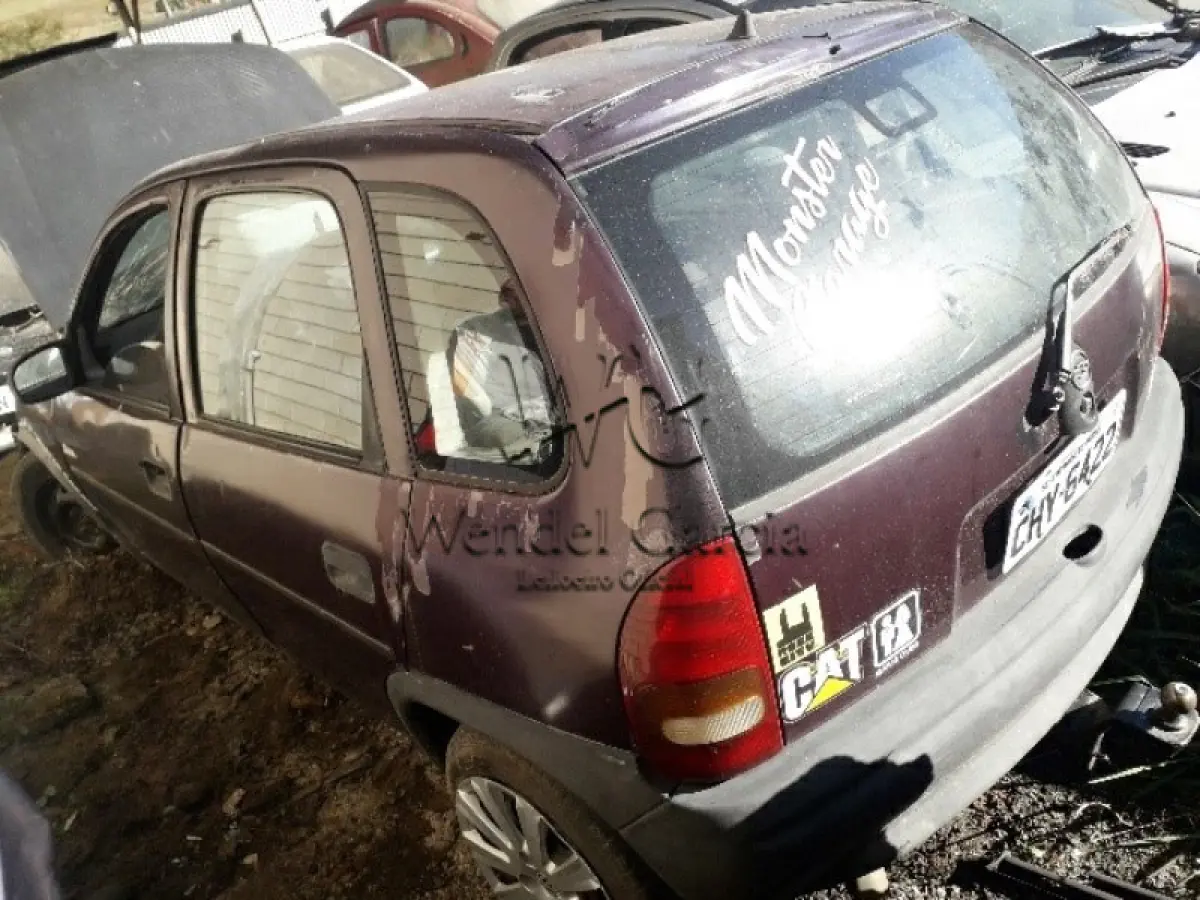 LOTE 037 - SUCATA: GM/CORSA SUPER