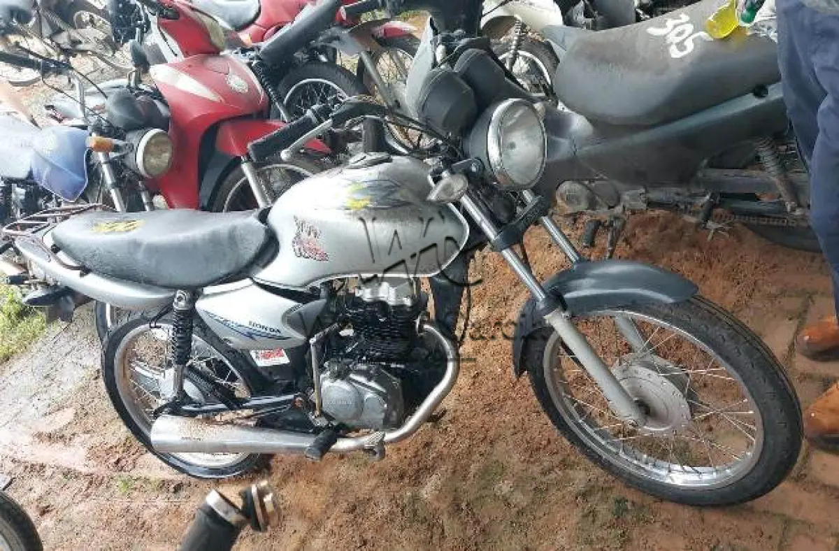 LOTE 300 - SUCATA: HONDA/CG 125 TITAN KS