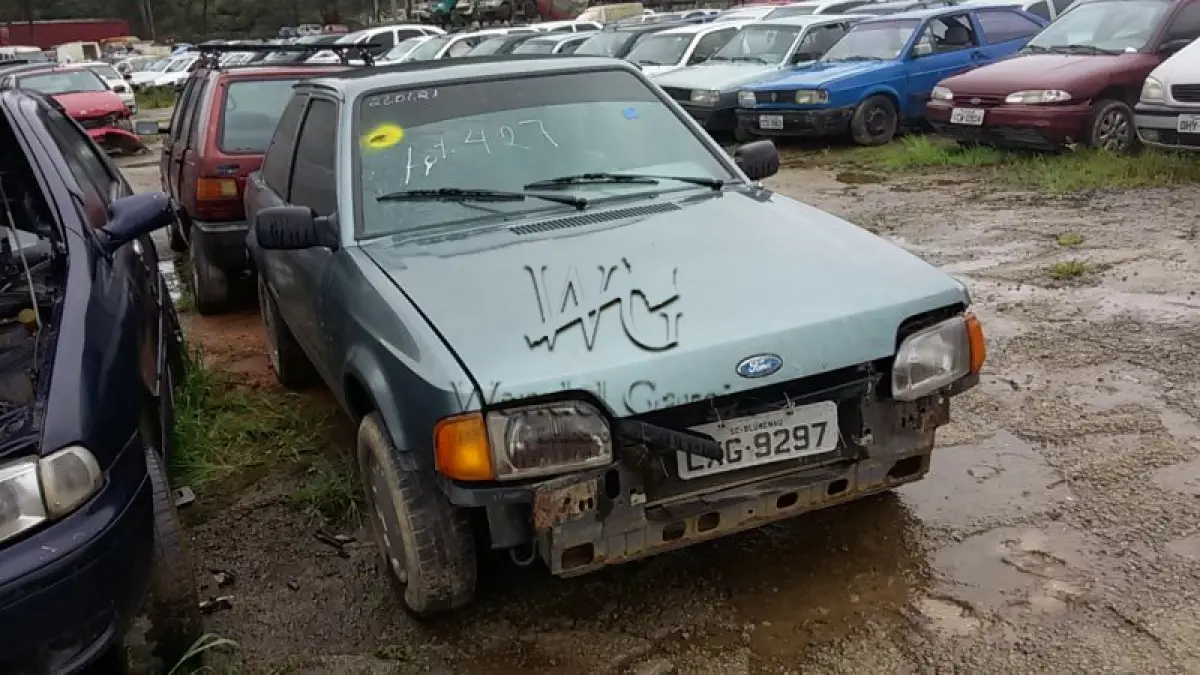 LOTE 427 - SUCATA: FORD/ESCORT 1.0 HOBBY