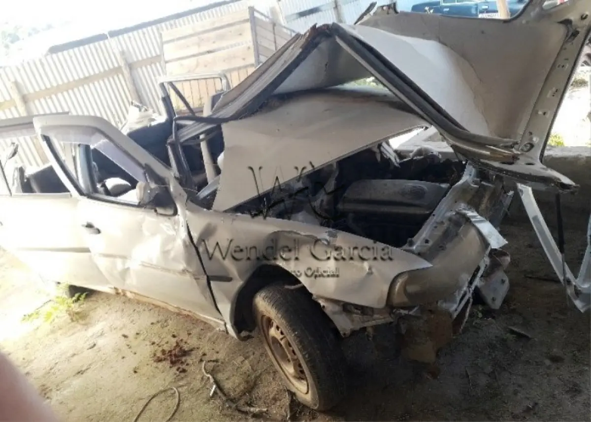 LOTE 018 - SUCATA: VW/GOL 1.0