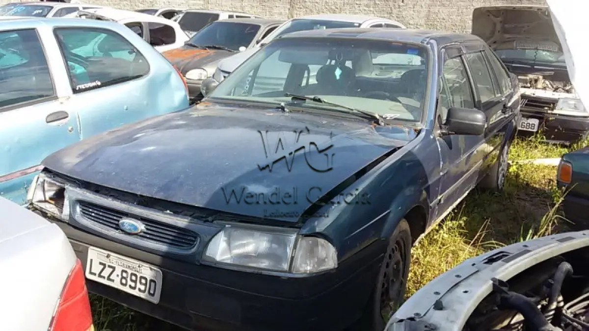 LOTE 525 - SUCATA: FORD/VERSAILLES 2.0 I GL
