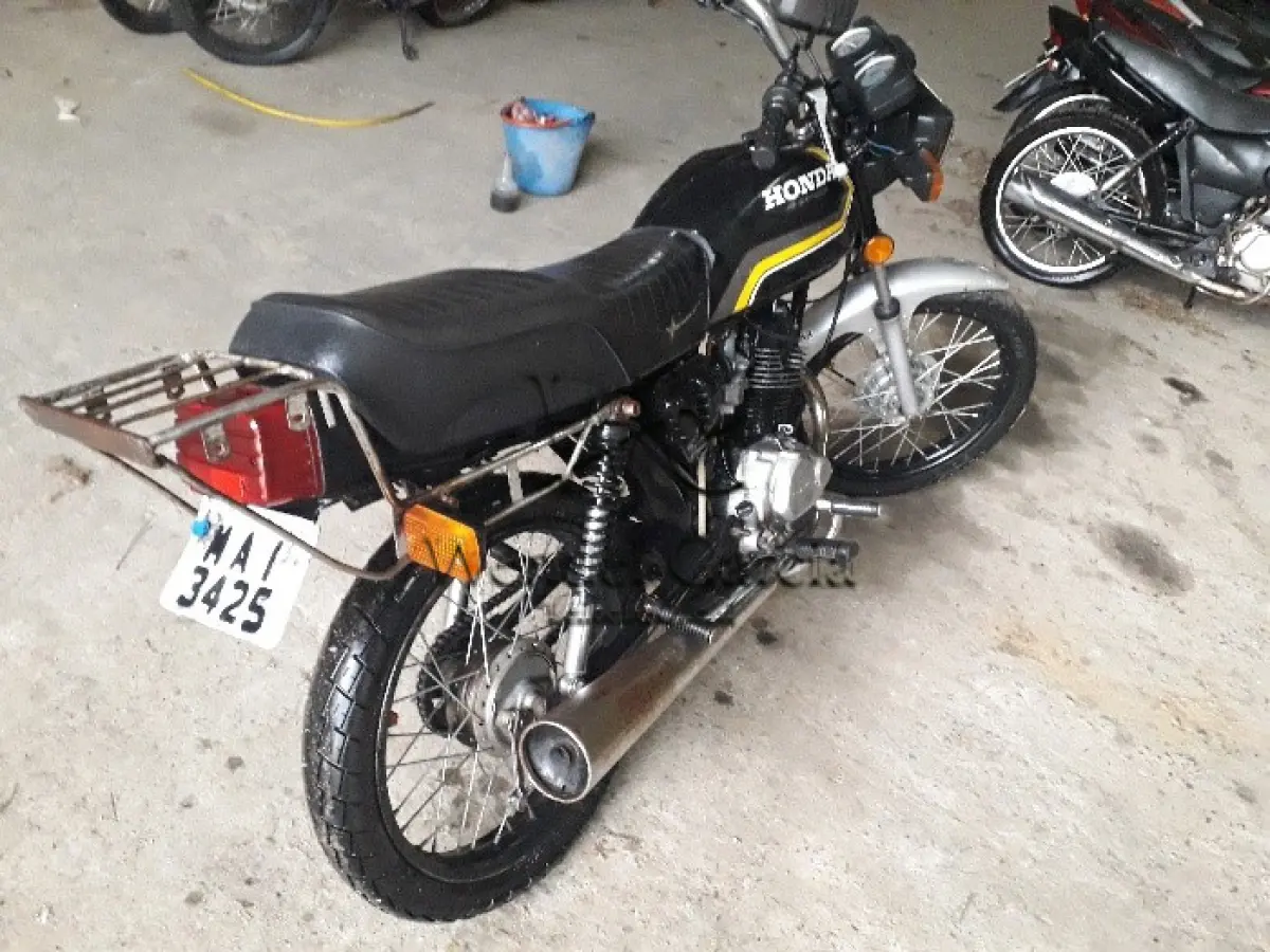 LOTE 246 - SUCATA: HONDA/CG 125