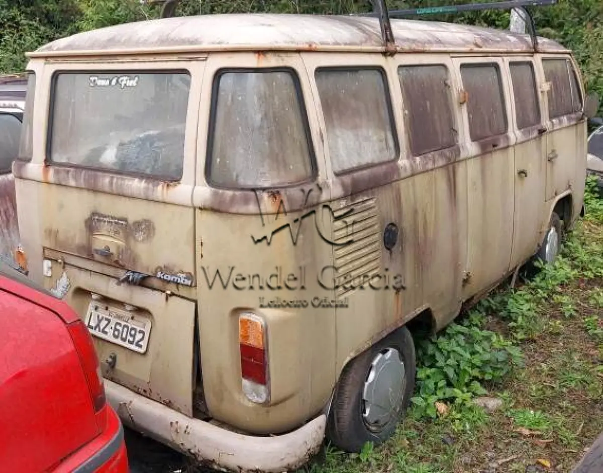 LOTE 629 - SUCATA: VW/KOMBI