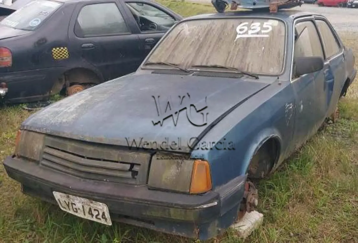 LOTE 635 - SUCATA: GM/CHEVETTE DL
