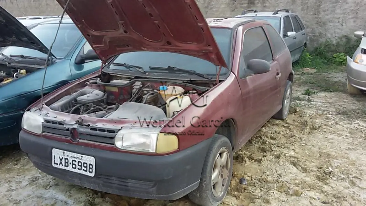 LOTE 576 - SUCATA: VW/GOL 1000I