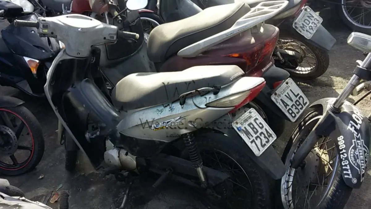 LOTE 597 - SUCATA: HONDA/BIZ 125 KS