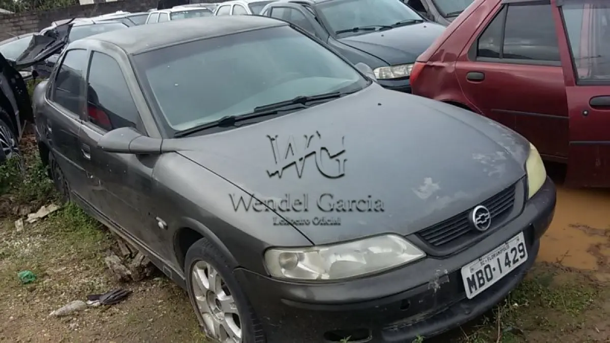 LOTE 615 - SUCATA: GM/VECTRA GLS