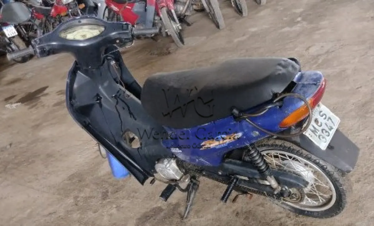 LOTE 035 - HONDA/C100 BIZ ES