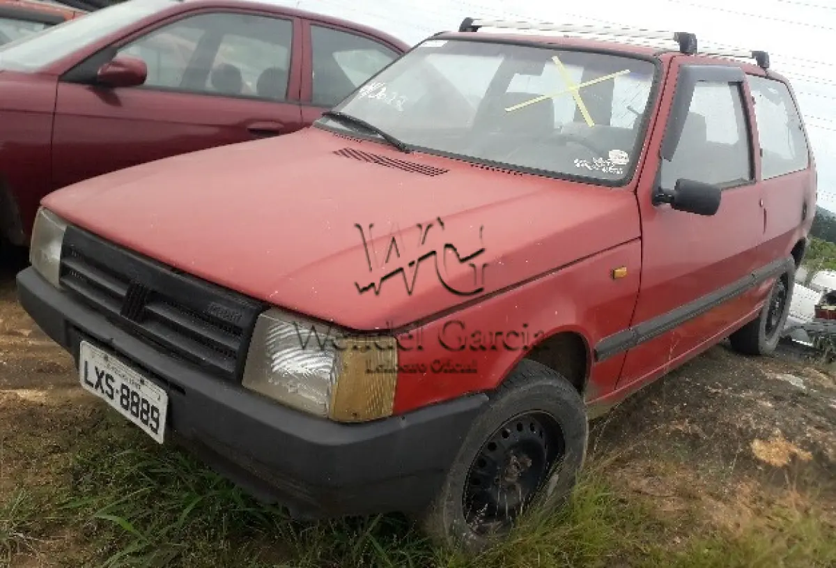 LOTE 104 - FIAT/UNO CS