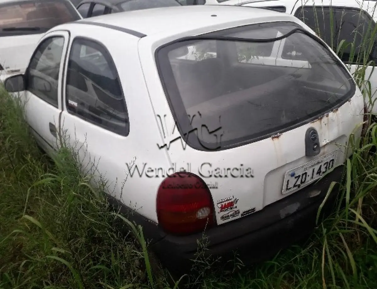 LOTE 098 - GM/CORSA WIND