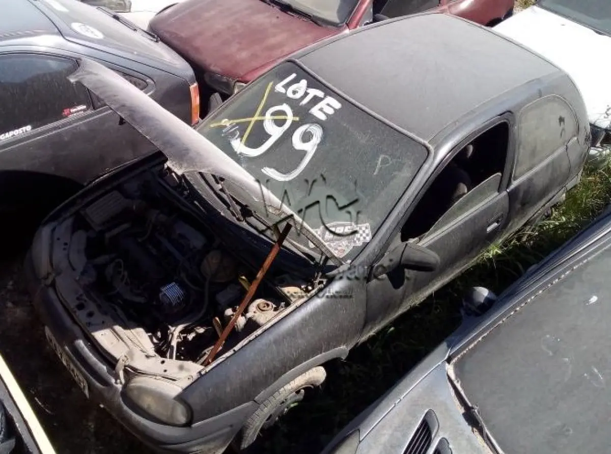 LOTE 099 - GM/CORSA WIND