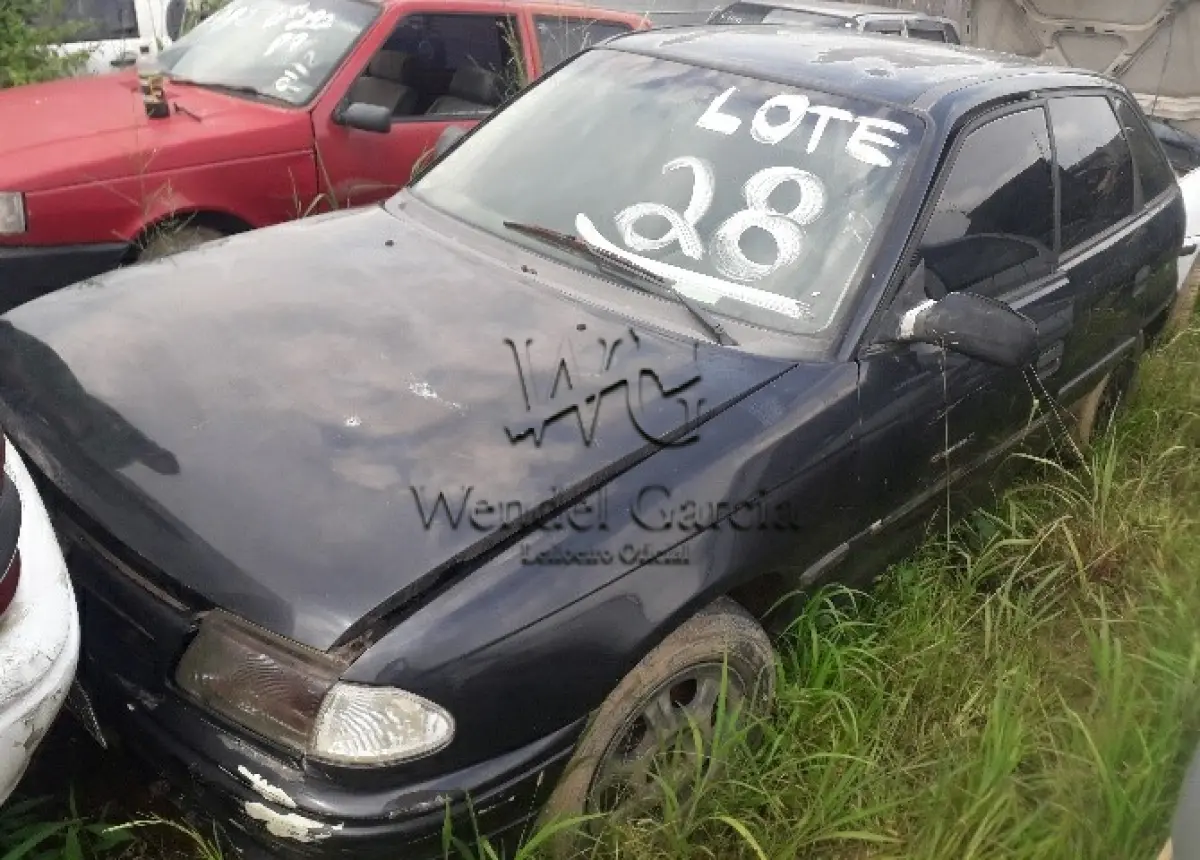 LOTE 028 - IMP/GM ASTRA GLS