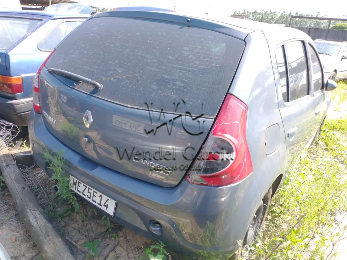 LOTE 206 - RENAULT/SANDERO PRI 16